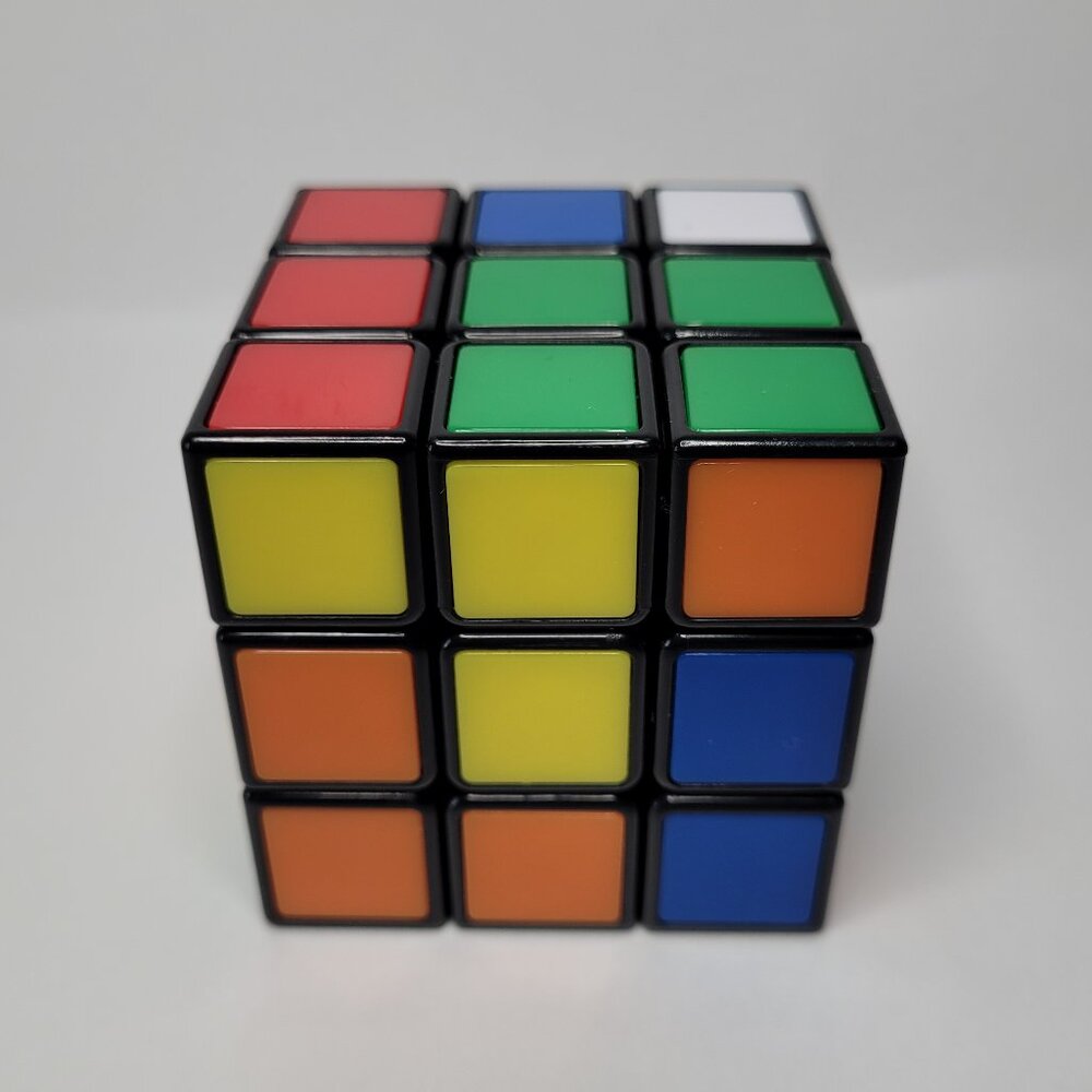 Original Rubik's Cube 3x3 Classic Puzzle Toy Brain Game - Picture 3 of 6